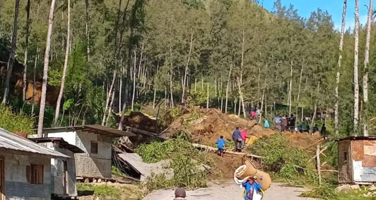Papúa Nueva Guinea busca sobrevivientes del alud que deja más de 2 mil personas sepultadas