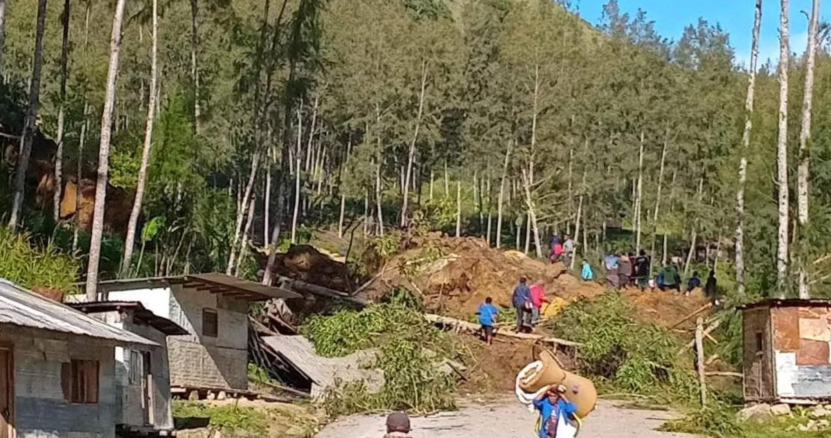Papúa Nueva Guinea busca sobrevivientes del alud que deja más de 2 mil personas sepultadas