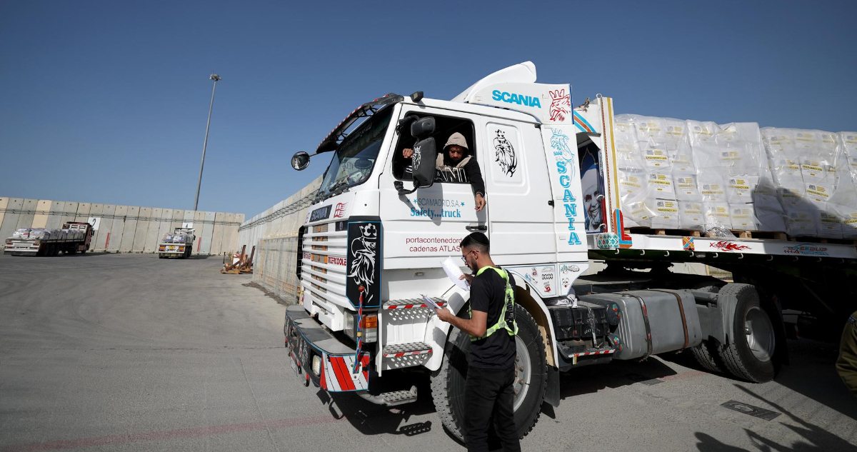 Israel reabre paso fronterizo con Gaza para permitir ingreso de ayuda