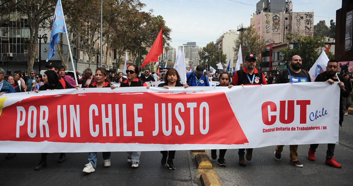 Poco viable CUT descarta propuesta que buscaba aumentar sueldo mínimo a $630 mil