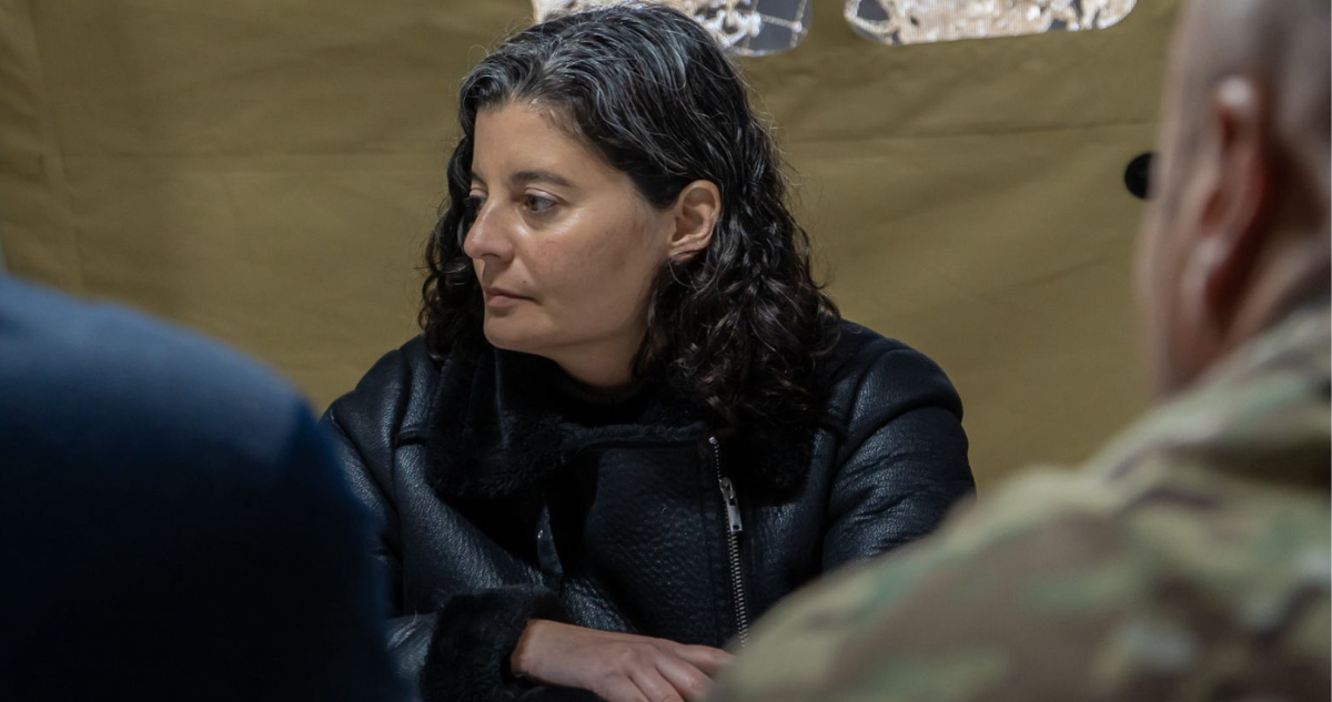 Daniela Dresdner por Puerto Coronel y Ley de Seguridad