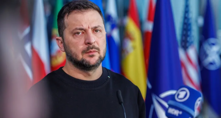 Rusia emite orden de captura contra el presidente de Ucrania, Volodimir Zelenski