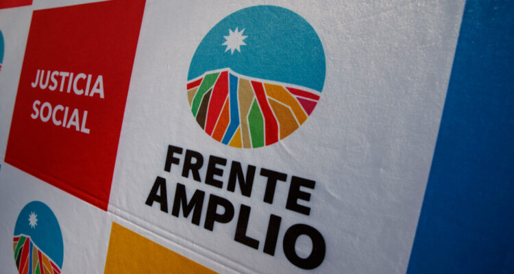Servel concreta trámite para permitir fusión del Frente Amplio como partido único