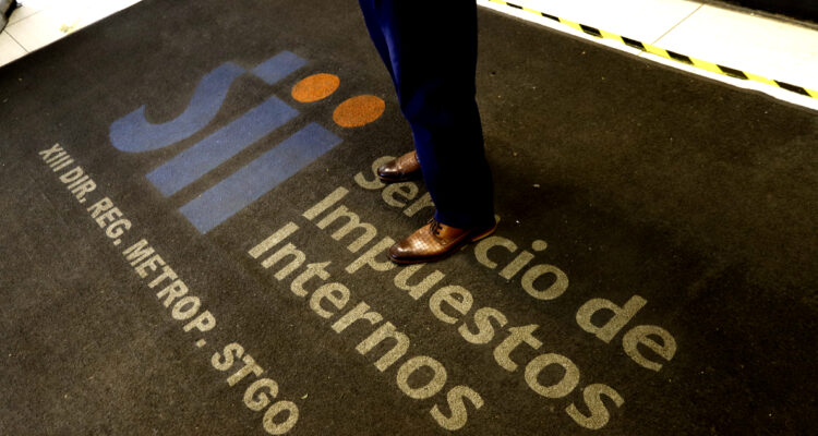 Las grandes empresas que aceptaron invitación del SII a una reunión sobre responsabilidad tributaria