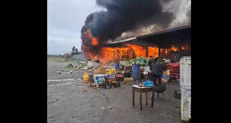 Incendio en la feria Lagunita