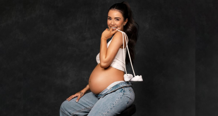 Steffi Mendez embarazada en referencia a nacimiento de su hijo