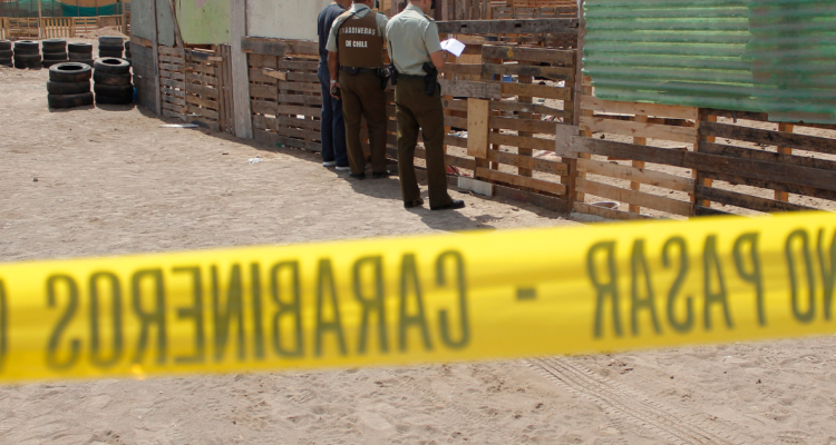 sujeto violaba a pareja en Alto Hospicio