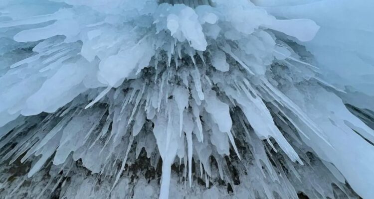 ¿Cuál es la temperatura más baja se puede registrar y por qué este cero absoluto sería inalcanzable de acuerdo a lo explicado por la ciencia.