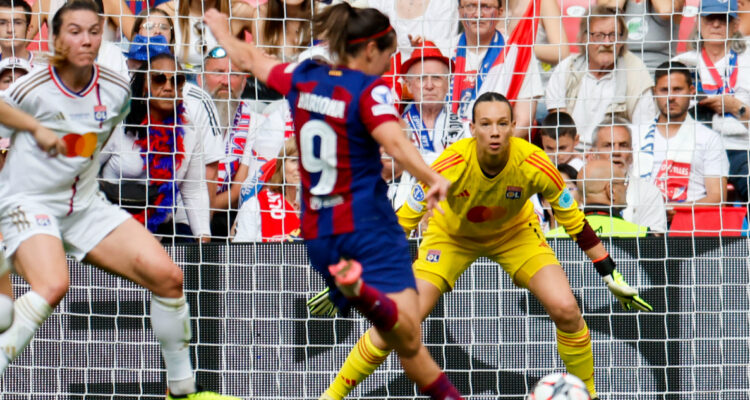Tiane Endler Lyon Barcelona final Champions Femenina