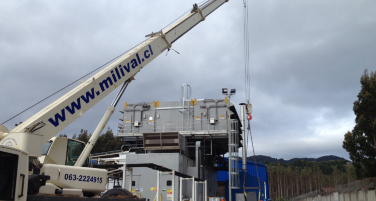 Maquinaria de empresa que presta servicios a CMPC por trabajadores despedidos