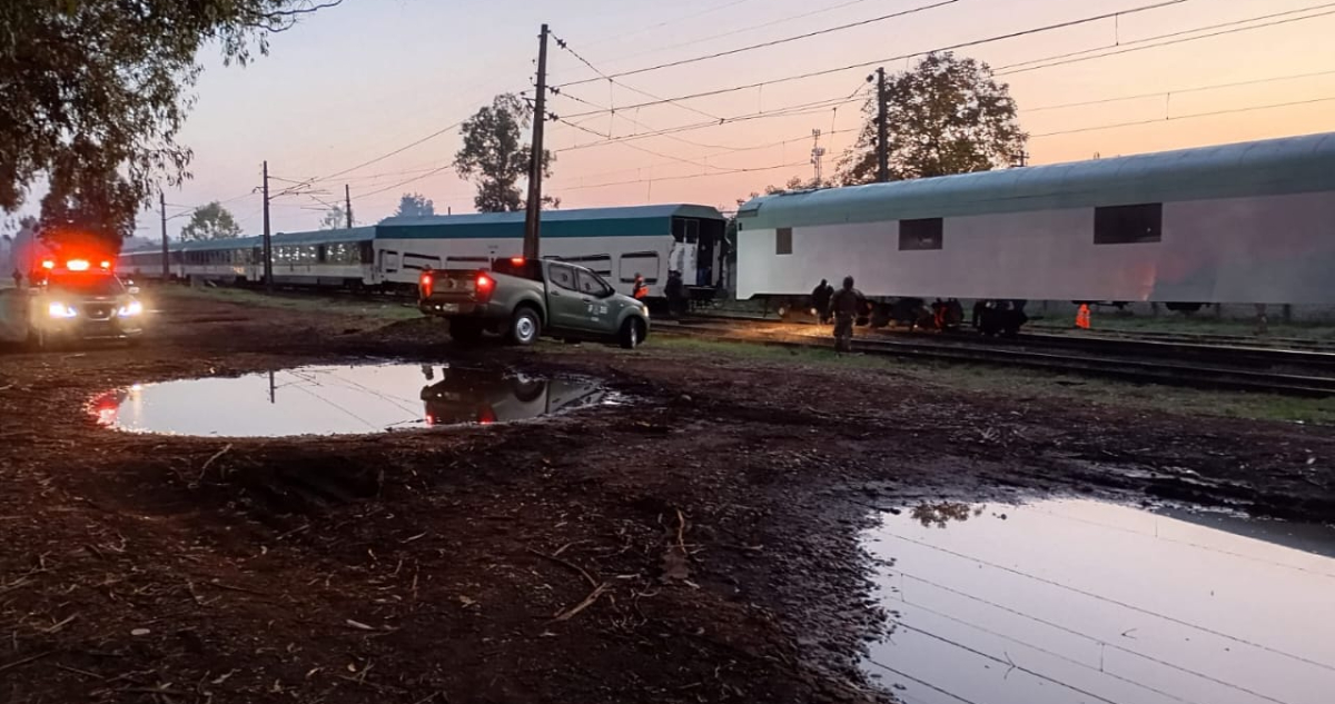 El tren Santiago-Temuco se descarrila en La Araucanía durante su viaje inaugural, con 250 pasajeros