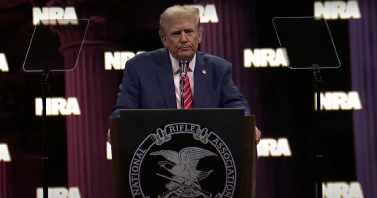 Trump defiende derecho a portar armas