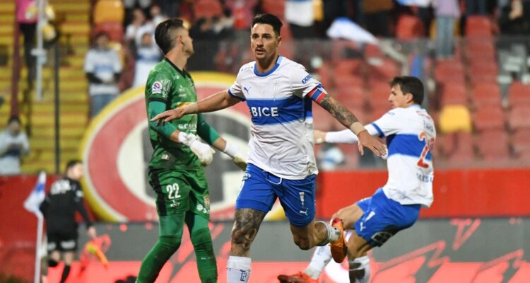 Universidad Católica goleó a Cobreloa por el Campeonato Nacional.