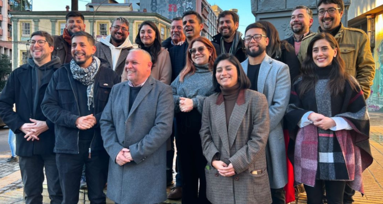 Valparaíso: parlamentarios del Frente Amplio entregan apoyo a gobernador Mundaca para su reelección