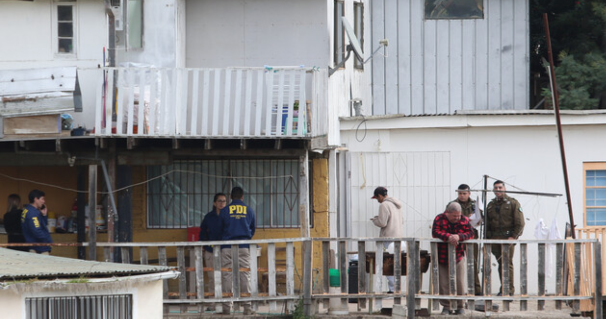 Investigan muerte de mujer embarazada de 8 meses en cerro El Litre de Valparaíso
