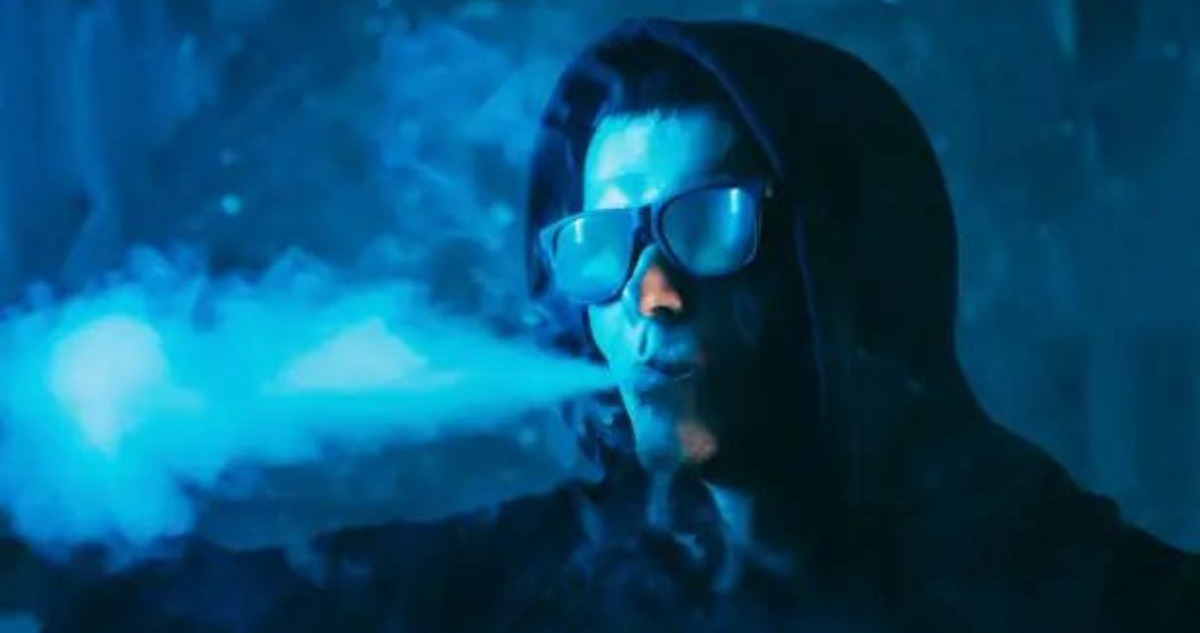 Estudio relaciona el vapeo en adolescentes con el deterioro cognitivo y altos niveles de metales