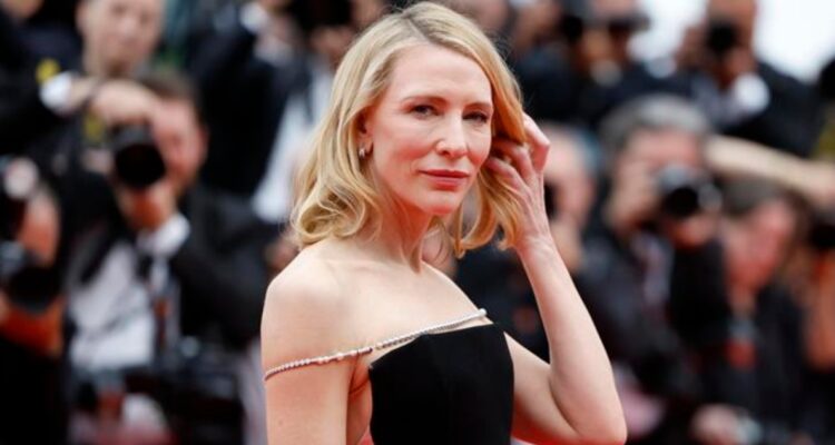 Vestido “con mensaje” de Cate Blanchett causa debate en Cannes: llevó colores de bandera palestina