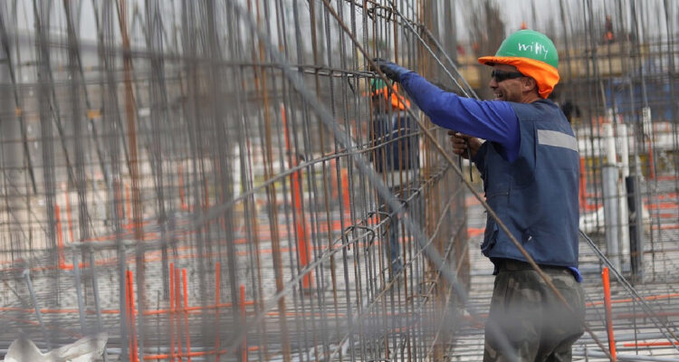imagen contexto de un trabajador de la construcción