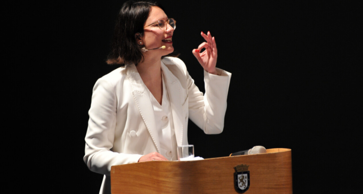 Alcaldesa Hassler en cuenta pública de Santiago Hemos cumplido en un 93% el programa comprometido