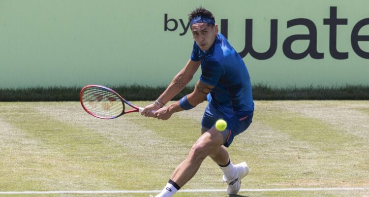 Alejandro Tabilo debutó con victoria en el ATP de Mallorca.