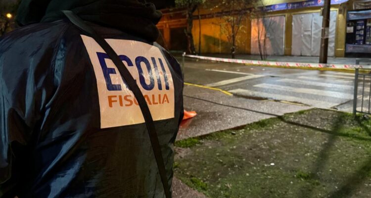 Colombiano es asesinado a tiros mientras caminaba por una plaza de La Cisterna