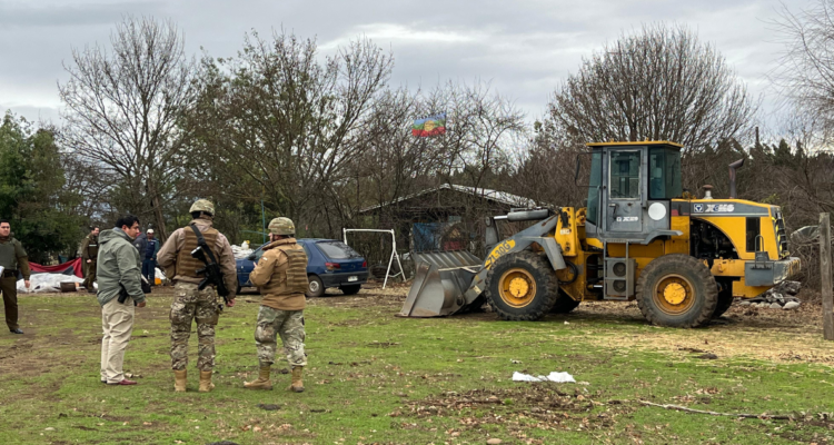 Ataque incendiario en Perquenco donde se dejó lienzo pidiendo libertad de Héctor Llaitul