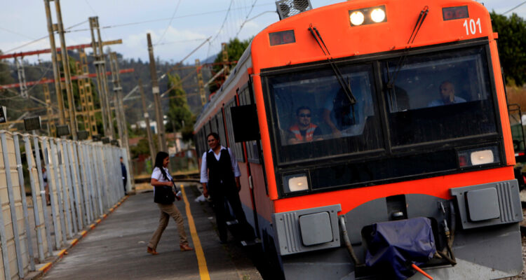 Biotrén no operaría este lunes por paro de maquinistas