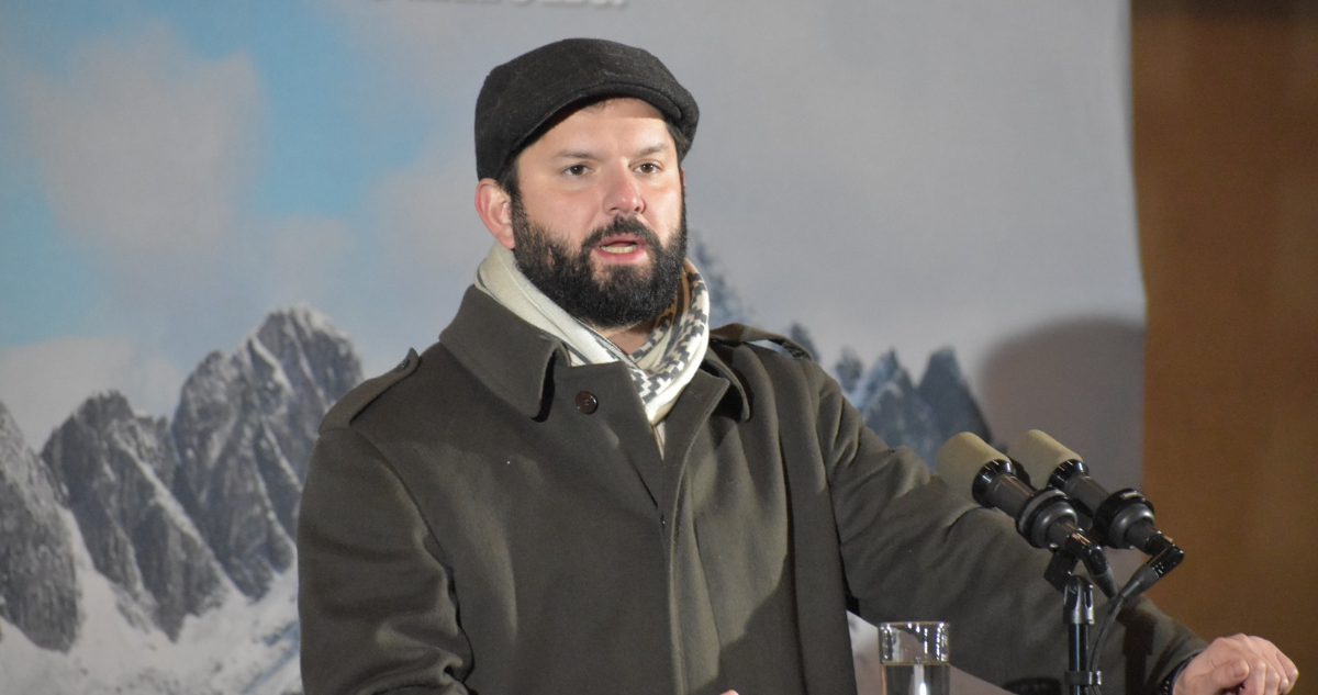 Presidente Boric sufre por corte de agua en Punta Arenas: admitió no haberse duchado