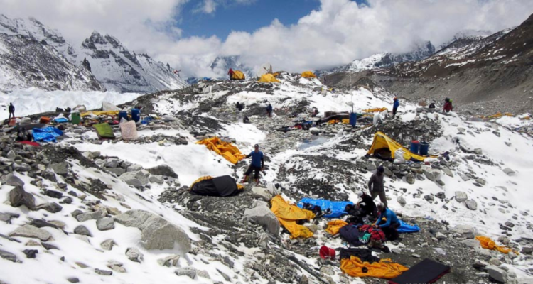 Cadáveres en el Everest