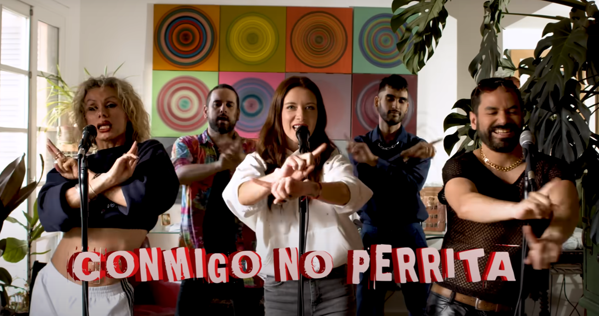 La actriz Carla Jara ha lanzado una canción titulada “Conmigo no Perrita”, inspirada en su quiebre matrimonial con Francisco Kaminski.