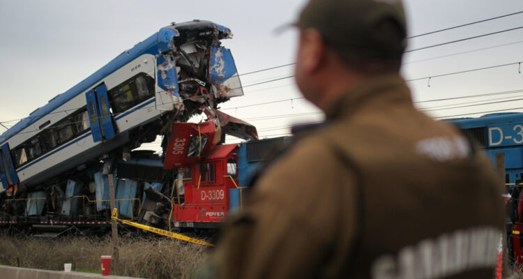 Carabineros revela que accedieron a caja negra de tren involucrado en accidente fatal en San Bernardo
