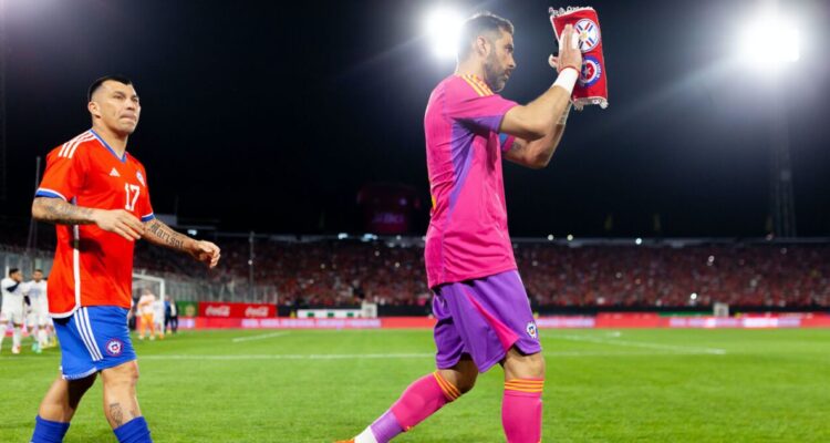 Claudio Bravo Gary Medel