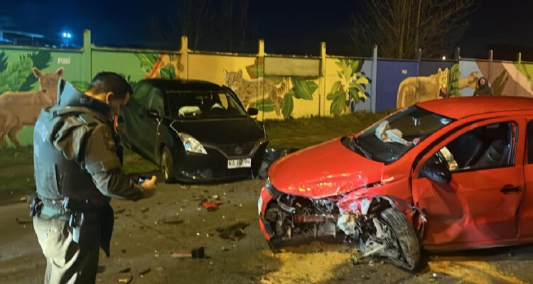 imagen de la colisión de dos vehículos en puerto montt
