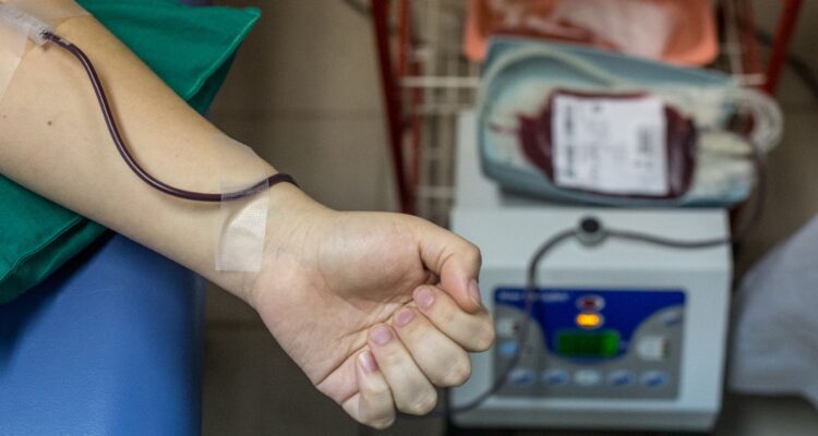 Cómo saber qué tipo o grupo de sangre soy, cómo saberlo en Chile y cómo se diferencian los diferentes grupos sanguíneos y para qué sirven.