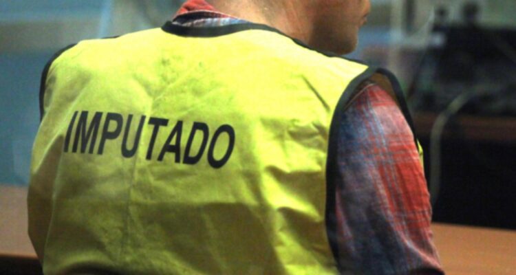 Condenado de violar a su hija