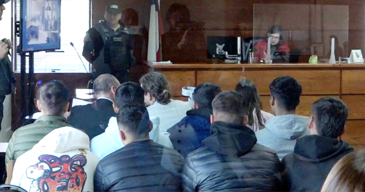 Corte mantiene prisión preventiva para seis excadetes de Cobreloa acusados de violación grupal