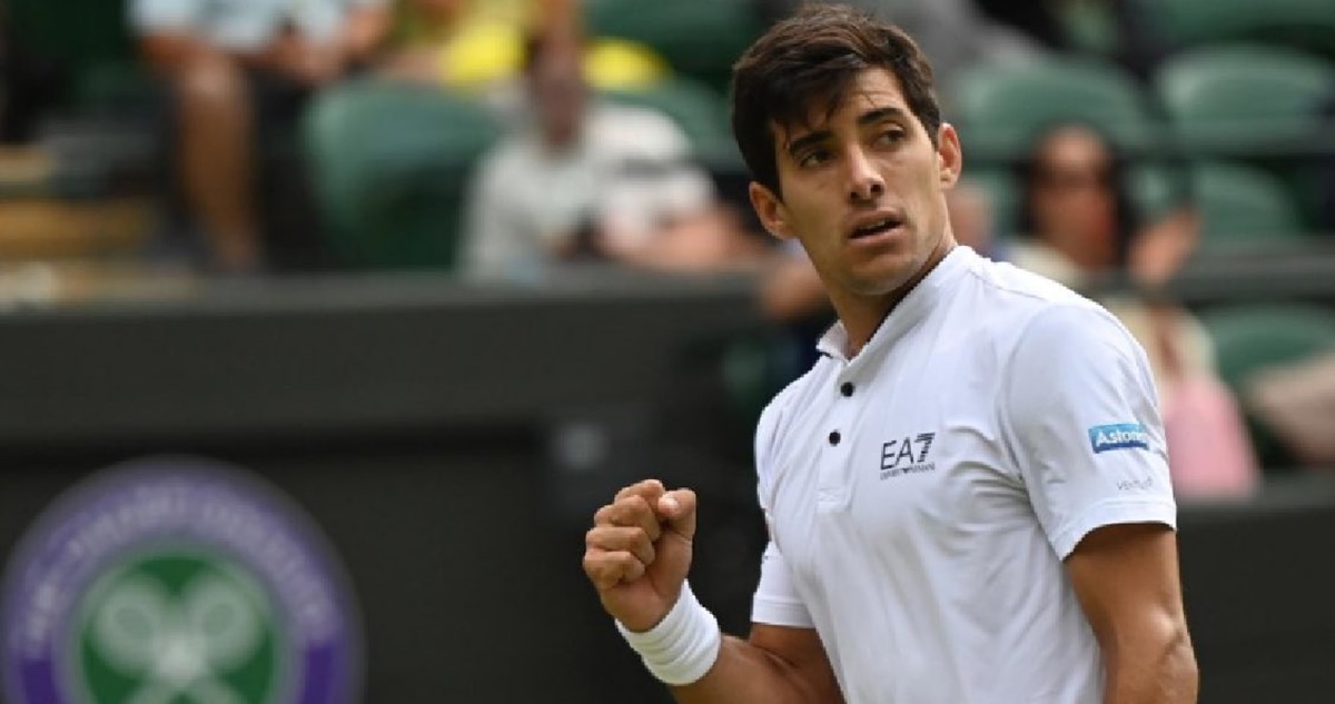 Cristian Garin avanza en la qualy de Wimbledon.