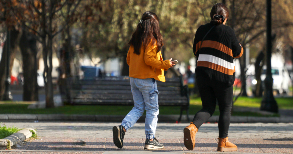 Defensoría de la Niñez llama a revisar urgente políticas de tratamientos hormonales para menores trans