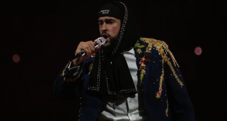 Detienen a hombre que planeaba atentado masivo en concierto Bad Bunny para iniciar “una guerra racial”