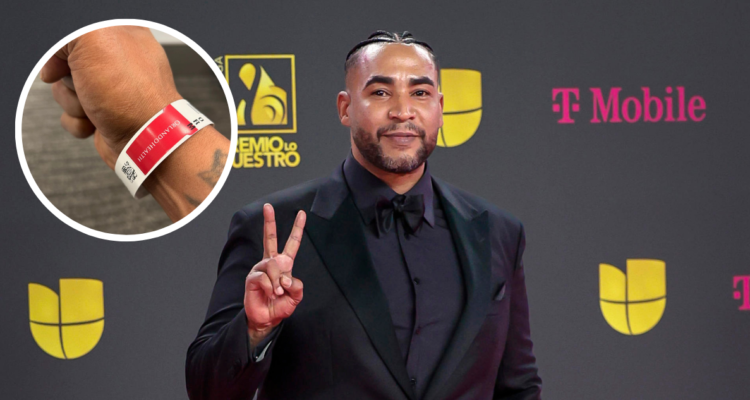 Don Omar en premiación y miniatura de fotografía desde el hospital cargada en sus redes sociales