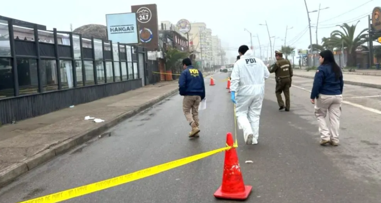 Ebrio y disparando a gente desarmada en plena calle exmilitar dejó a dos jóvenes graves en La Serena