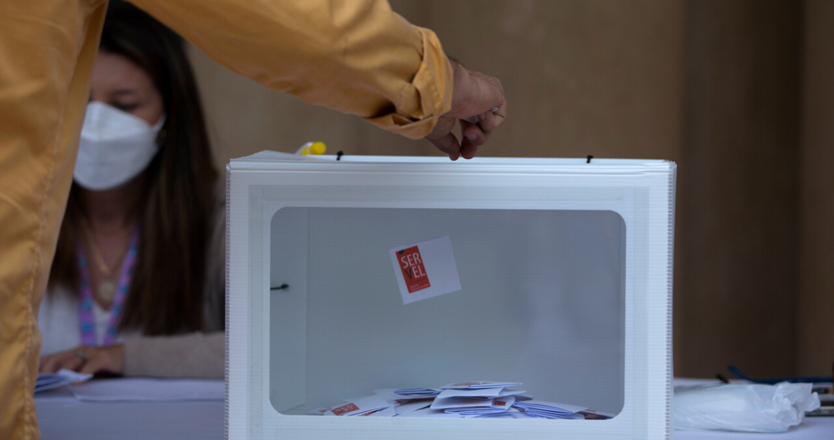 Proyecto de elección municipal en dos días y sin feriado irrenunciable continúa avanzando en la Cámara