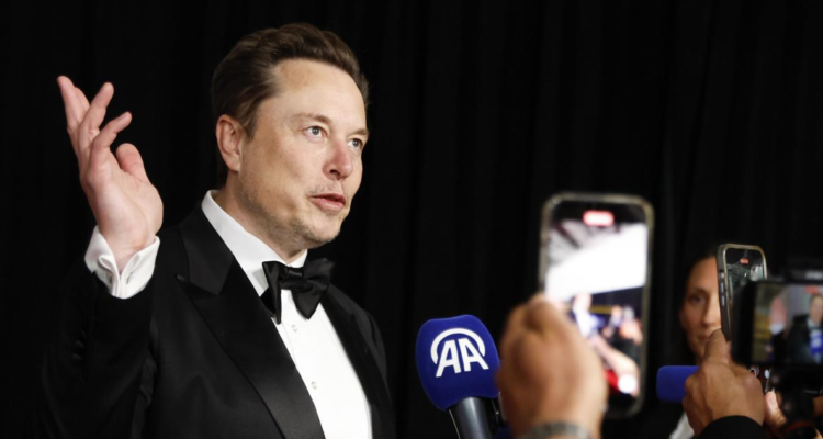 Ocho exempleados de SpaceX presentaron una demanda ante un tribunal en la que acusan a la compañía y a Elon Musk por acoso sexual.