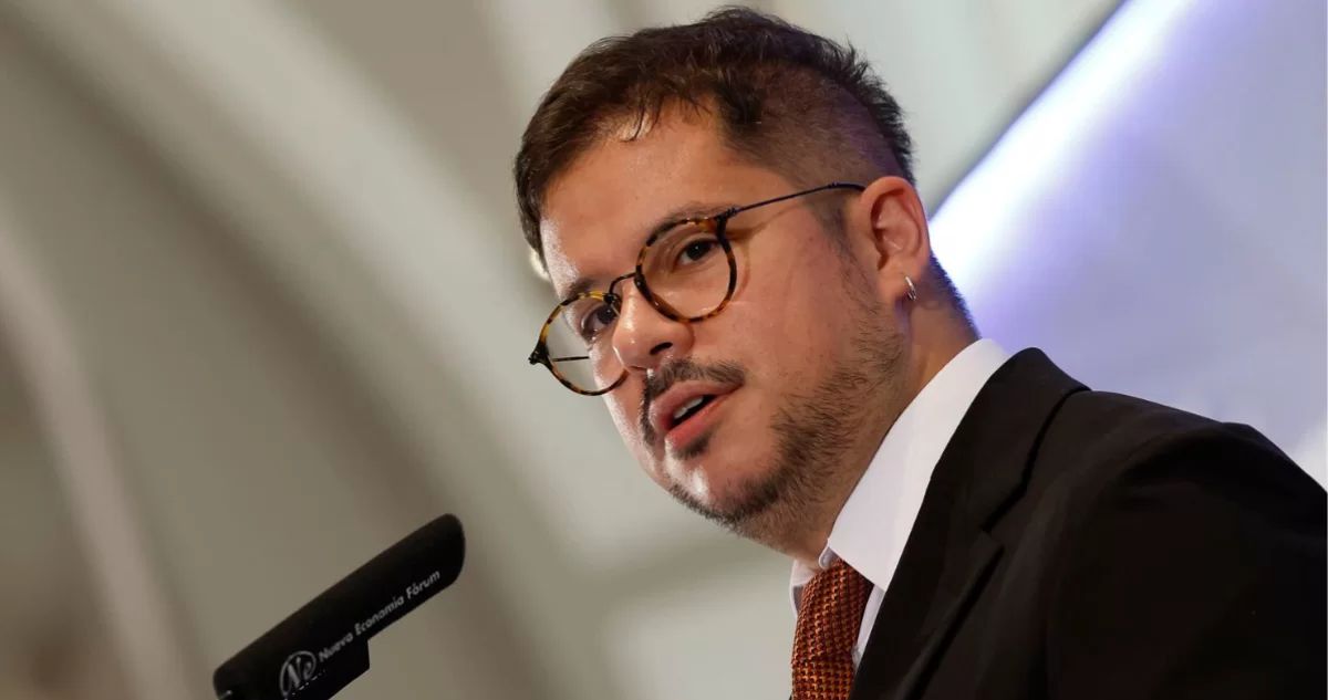 Aseguran que Chile buscaría nuevo socio militar en España tras debilitamiento de relaciones con Israel
