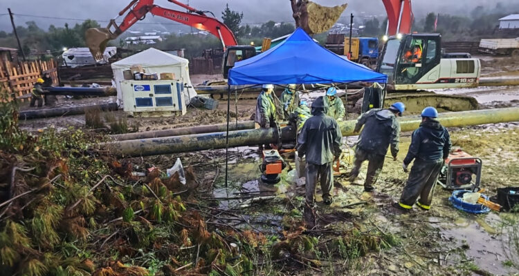 Essbio reporta que en Curanilahue se repuso completamente el suministro de agua
