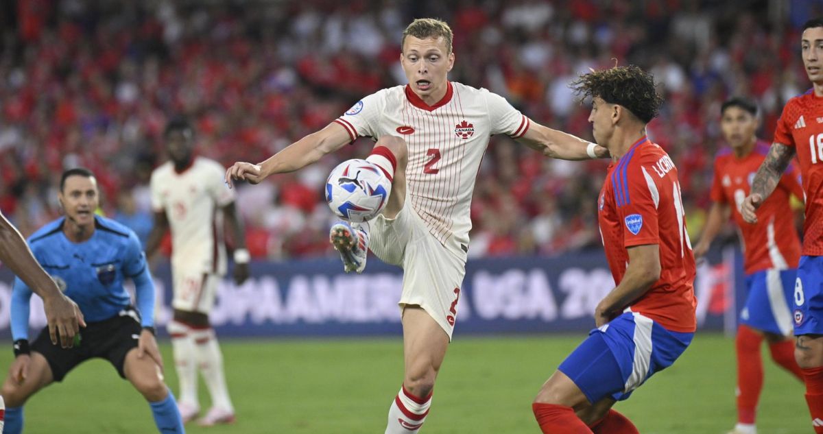 FFCh presenta reclamo formal por arbitrajes contra La Roja en Copa América y pide sanción para Wilmar Roldán
