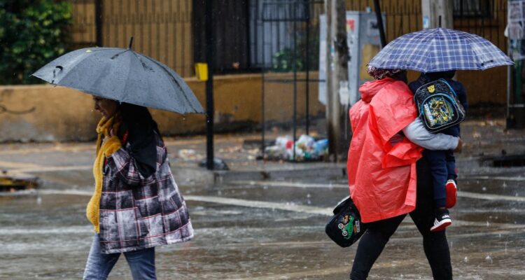 Glosario meteorológico: qué es un sistema frontal, un ciclón, cómo se mide la lluvia y más respuestas