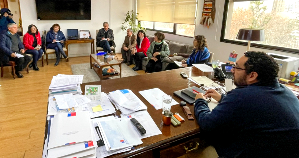 Gobierno afirma que proyecto de reparación de deuda histórica docente se discutirá antes de fin de año