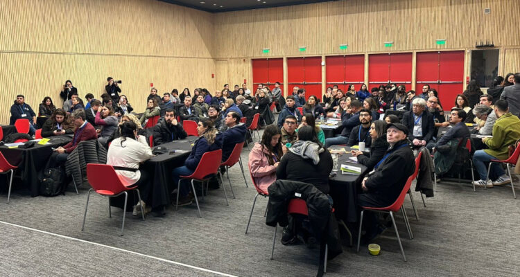 GORE Santiago capacita a 260 funcionarios municipales para reforzar seguridad en zona sur de la RM