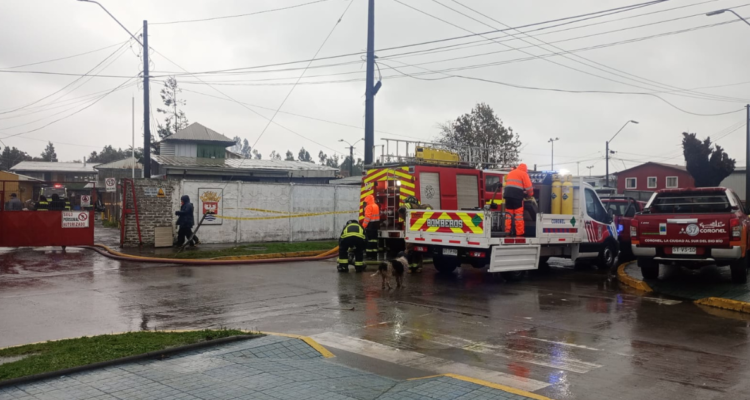 Incendio en bodega municipal de Coronel